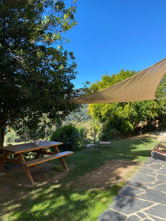 El Porxo de Can Baixeres Hostal Montseny Exterior foto